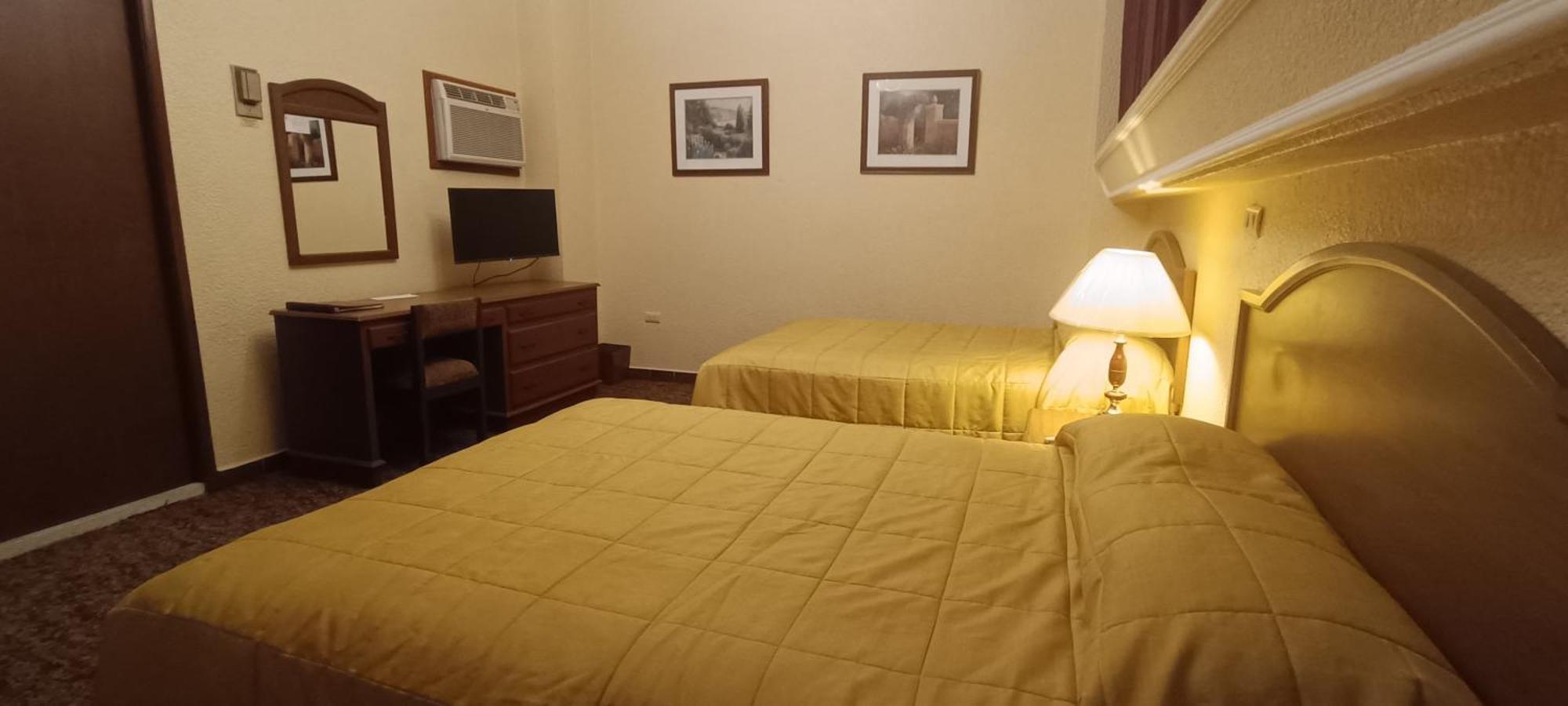 Hotel Montecarlo Тампико Екстериор снимка